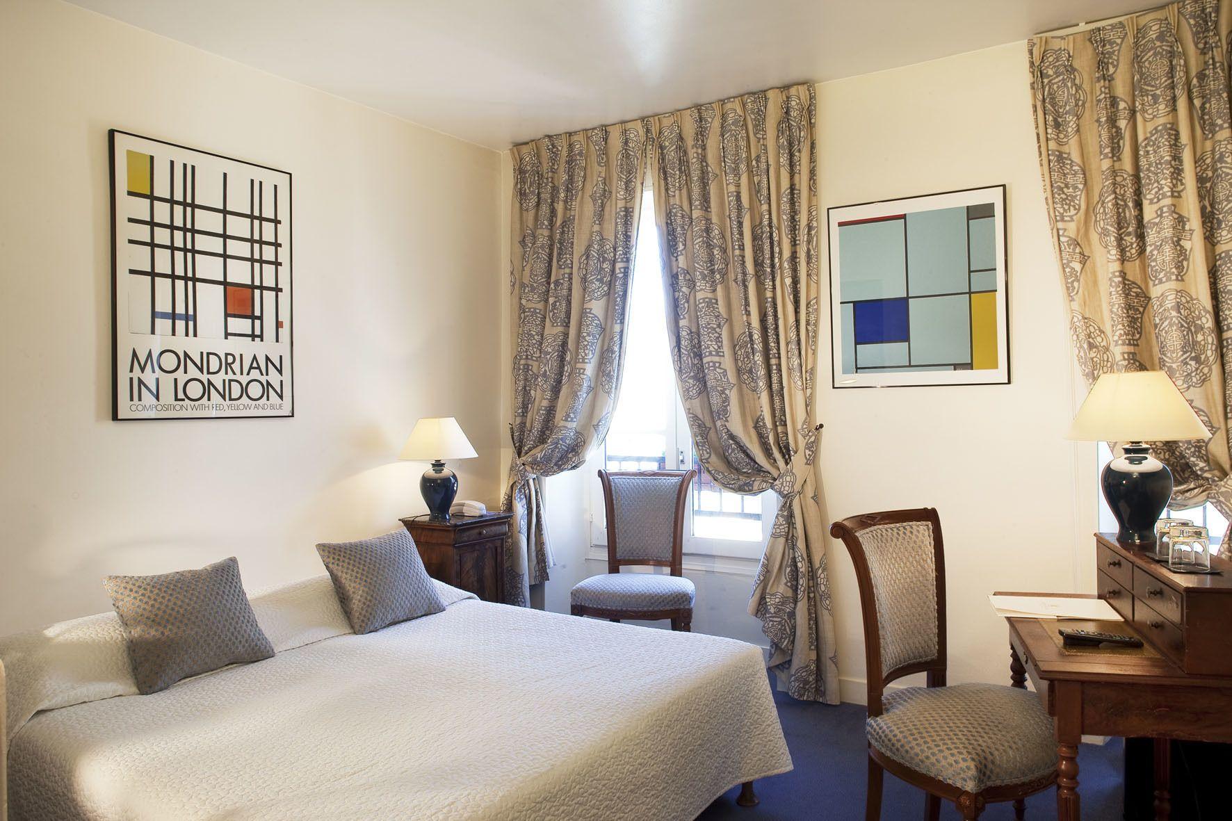 De La Place Du Louvre - Esprit De France Hotel 4*