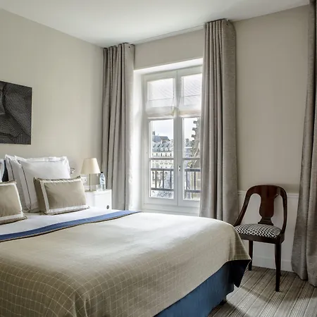 De La Place Du Louvre - Esprit De France Hotel Parigi